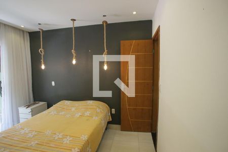 Casa de condomínio à venda com 200m², 3 quartos e 2 vagasQuarto Suíte 1