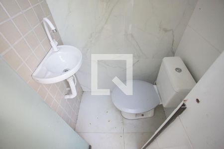 Casa de condomínio à venda com 200m², 3 quartos e 2 vagasLavabo da Piscina
