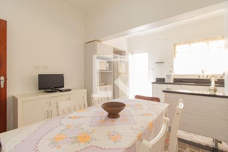 Casa para alugar com 165m², 3 quartos e 2 vagas Casa para alugar com 165m², 3 quartos e 2 vagasCozinha