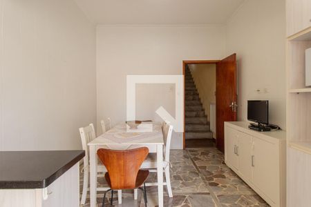 Casa para alugar com 165m², 3 quartos e 2 vagas Casa para alugar com 165m², 3 quartos e 2 vagasCozinha