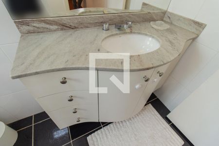 Casa para alugar com 165m², 3 quartos e 2 vagas Casa para alugar com 165m², 3 quartos e 2 vagasBanheiro da Suíte 1