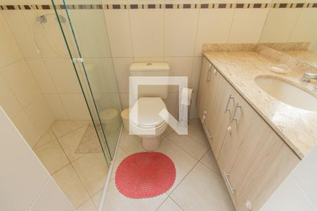 Casa para alugar com 165m², 3 quartos e 2 vagas Casa para alugar com 165m², 3 quartos e 2 vagasBanheiro da Suíte 2