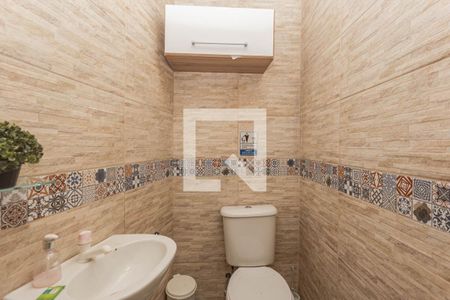 Casa à venda com 280m², 3 quartos e 4 vagas Casa à venda com 280m², 3 quartos e 4 vagasBanheiro do salão de festas