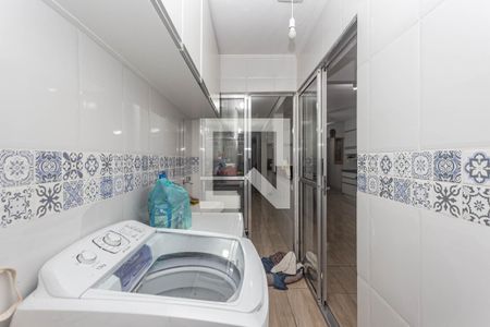 Casa à venda com 280m², 3 quartos e 4 vagas Casa à venda com 280m², 3 quartos e 4 vagasÁrea de Serviço