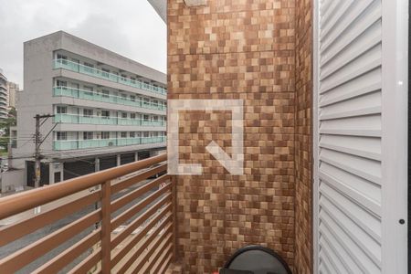 Casa à venda com 280m², 3 quartos e 4 vagas Casa à venda com 280m², 3 quartos e 4 vagasVaranda da Suíte 1