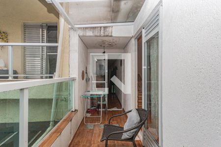 Casa à venda com 280m², 3 quartos e 4 vagas Casa à venda com 280m², 3 quartos e 4 vagasVaranda da Suíte 3