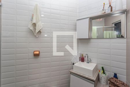 Casa à venda com 280m², 3 quartos e 4 vagas Casa à venda com 280m², 3 quartos e 4 vagasBanheiro da Suíte 1