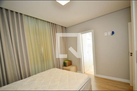 Apartamento para alugar com 145m², 3 quartos e 2 vagas Apartamento para alugar com 145m², 3 quartos e 2 vagasSuite