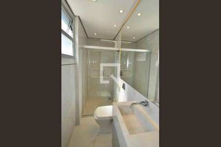 Apartamento para alugar com 145m², 3 quartos e 2 vagas Apartamento para alugar com 145m², 3 quartos e 2 vagasBanheiro suite