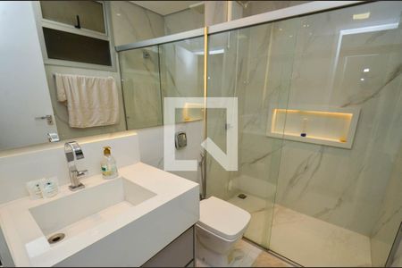 Apartamento para alugar com 145m², 3 quartos e 2 vagas Apartamento para alugar com 145m², 3 quartos e 2 vagasBanheiro social