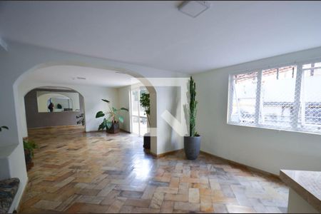 Apartamento para alugar com 145m², 3 quartos e 2 vagas Apartamento para alugar com 145m², 3 quartos e 2 vagasHall de entrada