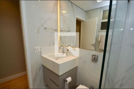 Apartamento para alugar com 145m², 3 quartos e 2 vagas Apartamento para alugar com 145m², 3 quartos e 2 vagasBanheiro social