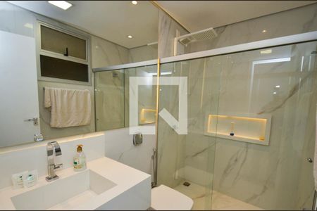 Apartamento para alugar com 145m², 3 quartos e 2 vagas Apartamento para alugar com 145m², 3 quartos e 2 vagasBanheiro social