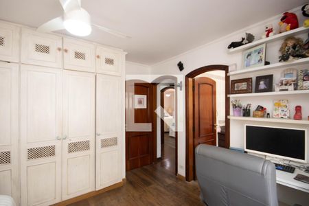 Casa de condomínio à venda com 360m², 4 quartos e 4 vagasSuíte 3