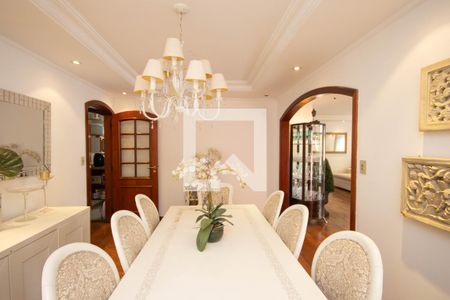 Casa de condomínio à venda com 360m², 4 quartos e 4 vagasSala de Jantar