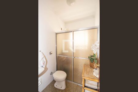 Casa de condomínio à venda com 360m², 4 quartos e 4 vagasBanheiro 3