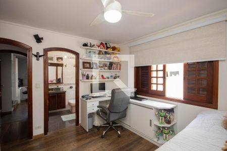 Casa de condomínio à venda com 360m², 4 quartos e 4 vagasSuíte 3