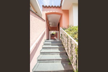 Casa de condomínio à venda com 360m², 4 quartos e 4 vagasEntrada