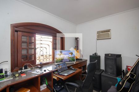 Casa de condomínio à venda com 360m², 4 quartos e 4 vagasEscritório