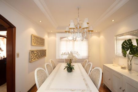 Casa de condomínio à venda com 360m², 4 quartos e 4 vagasSala de Jantar
