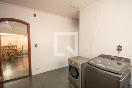 Casa de condomínio à venda com 360m², 4 quartos e 4 vagasÁrea de Serviço