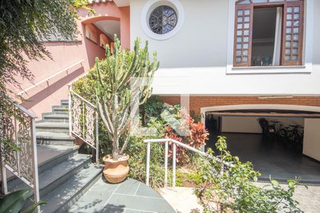 Casa de condomínio à venda com 360m², 4 quartos e 4 vagasEntrada