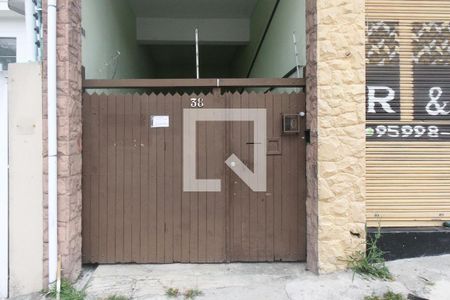 Casa à venda com 52m², 2 quartos e sem vaga Casa à venda com 52m², 2 quartos e sem vagaFachada