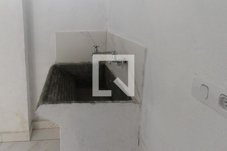 Casa à venda com 52m², 2 quartos e sem vaga Casa à venda com 52m², 2 quartos e sem vagaÁrea Serviço