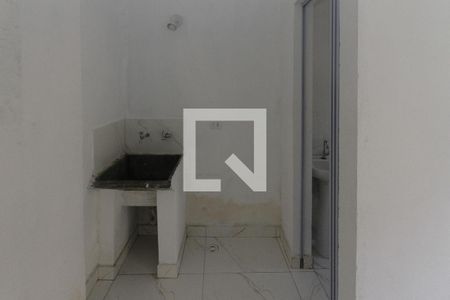 Casa à venda com 52m², 2 quartos e sem vaga Casa à venda com 52m², 2 quartos e sem vagaÁrea Serviço