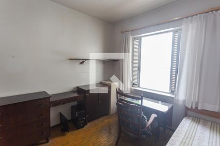 Casa à venda com 312m², 6 quartos e 2 vagasQuarto 4