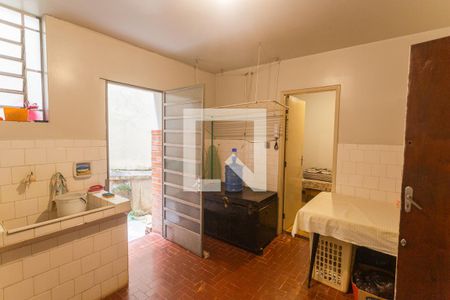 Casa à venda com 312m², 6 quartos e 2 vagasÁrea de Serviço no 2° Pavimento