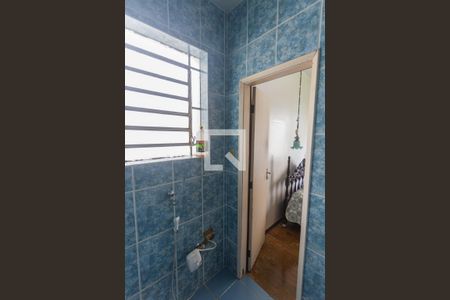 Casa à venda com 312m², 6 quartos e 2 vagasBanheiro da Suíte 2