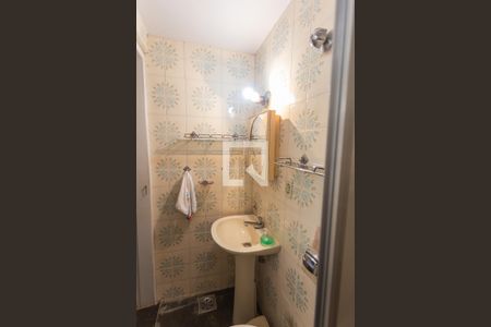 Casa à venda com 312m², 6 quartos e 2 vagasBanheiro da Suíte 1