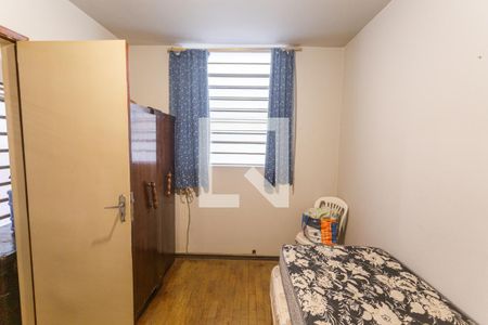 Casa à venda com 312m², 6 quartos e 2 vagasQuarto de Serviço no 2° Pavimento