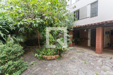Casa à venda com 312m², 6 quartos e 2 vagasQuintal