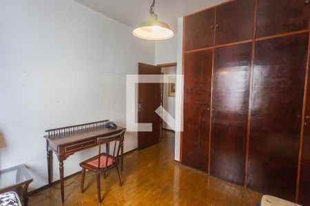 Casa à venda com 312m², 6 quartos e 2 vagasQuarto 3