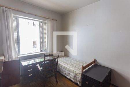 Casa à venda com 312m², 6 quartos e 2 vagasQuarto 4