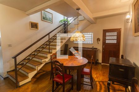 Casa à venda com 312m², 6 quartos e 2 vagasSala 3 no 2° Pavimento