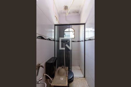 Casa à venda com 150m², 3 quartos e 2 vagasBanheiro da Suíte 2