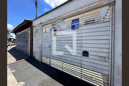 Casa à venda com 150m², 3 quartos e 2 vagasFachada