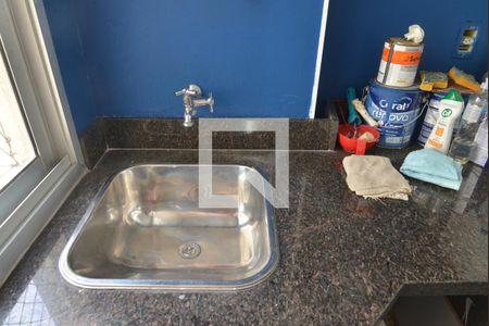 Apartamento para alugar com 67m², 3 quartos e 1 vagaÁrea de Serviço