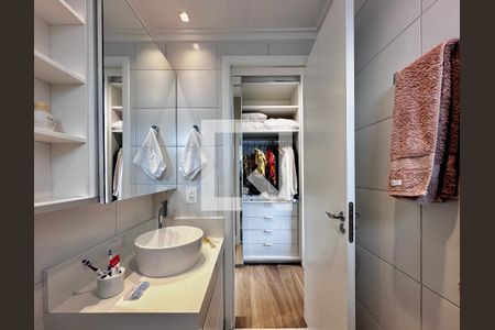 Apartamento à venda com 72m², 2 quartos e 2 vagasBanheiro Suíte