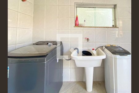 Casa à venda com 300m², 3 quartos e 4 vagas Casa à venda com 300m², 3 quartos e 4 vagasÁrea de Serviço