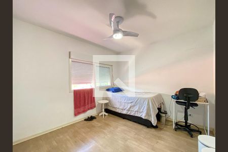 Casa à venda com 300m², 3 quartos e 4 vagas Casa à venda com 300m², 3 quartos e 4 vagasQuarto 2