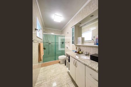 Casa à venda com 300m², 3 quartos e 4 vagas Casa à venda com 300m², 3 quartos e 4 vagasBanheiro do Quarto 1