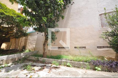 Casa à venda com 190m², 2 quartos e 3 vagasQuintal