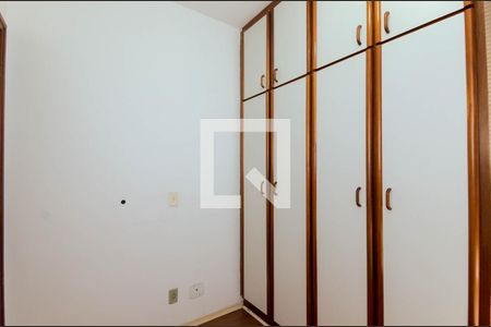 Apartamento à venda com 64m², 3 quartos e 1 vagaQuarto 2