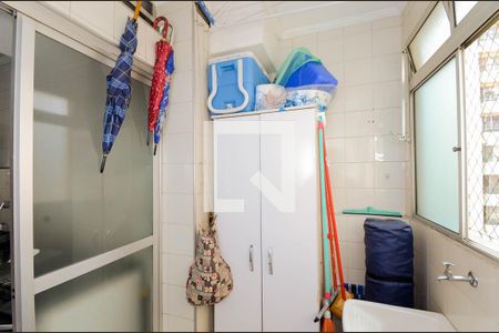 Apartamento à venda com 64m², 3 quartos e 1 vagaÁrea de Serviço