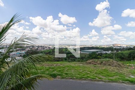 Casa à venda com 260m², 3 quartos e 4 vagasVaranda - Vista