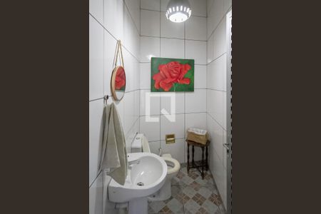 Casa à venda com 260m², 3 quartos e 4 vagasLavabo